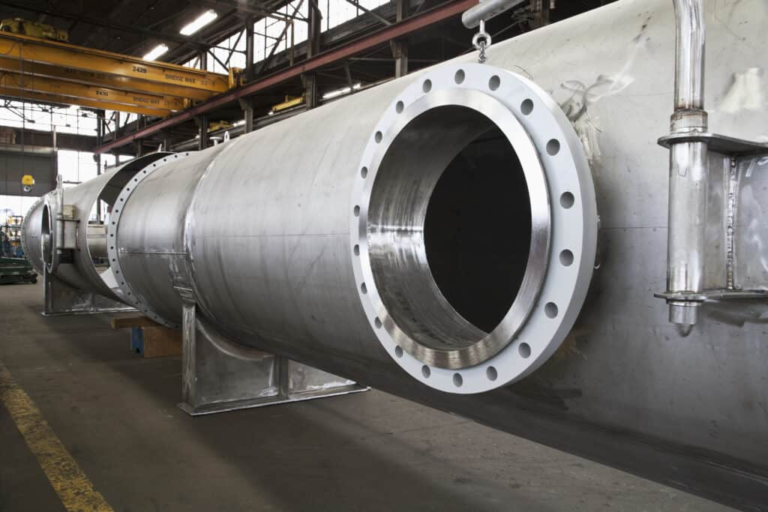 Large Diameter Flanges vs Standard Flanges 3 Large Diameter Flanges vs Standard Flanges
